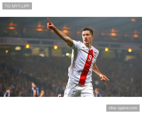 莱万多夫斯基欧冠决赛再度抱憾，波兰神锋遗憾错失冠军