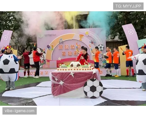 多萨里绿茵场上演盘带盛宴，传奇突破点燃全场