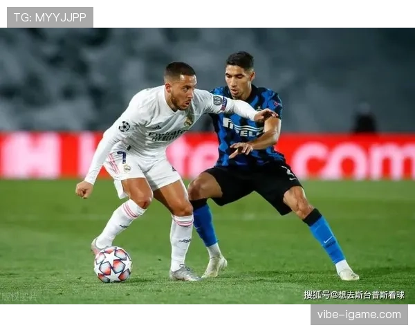 阿什拉夫持续提升表现，成为现代足球进攻后卫的新标杆