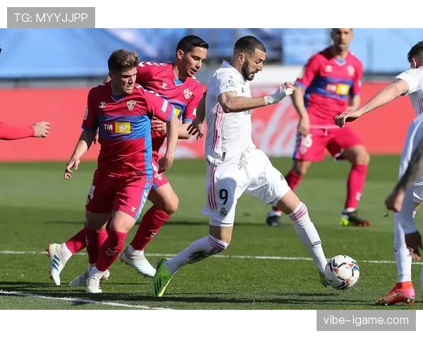 西甲皇马高压逼抢 西甲皇马高压逼抢