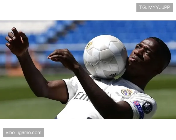 特里皮尔vs维尼修斯:速度型边锋的防守应对分析 特里皮尔vs维尼修斯:速度型边锋的防守应对分析